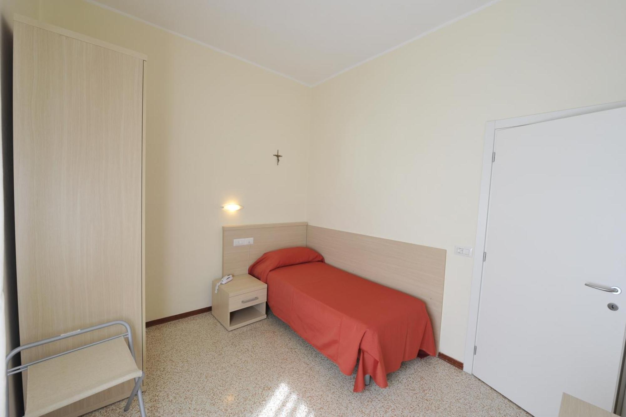 Hotel Villa San Giuseppe Сан Бартоломео ал Маре Стая снимка